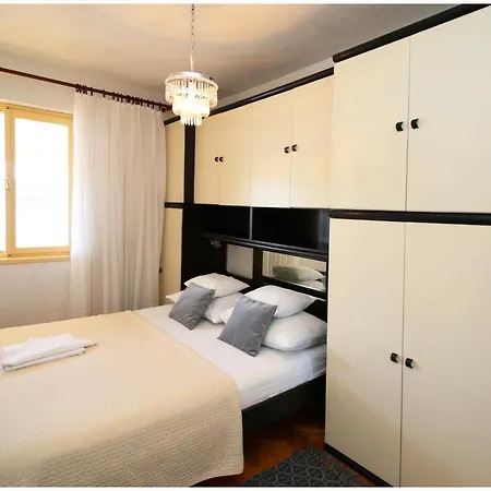 Slavko Apartment